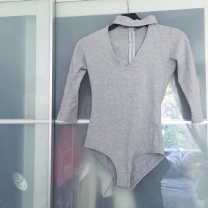  - Choker body storlek S (6/8) Använd endast en gång! 