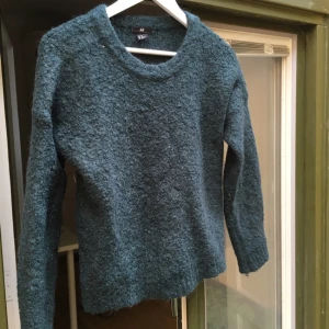  - Hm trend tjocktröja i storlek 34 passa på 