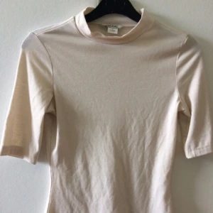  - Highneck från Monki, använd någon enstaka gång 