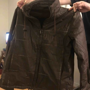  -  Nyskick köparen betalar frakt perfekt i regn o rusk, passa på :)