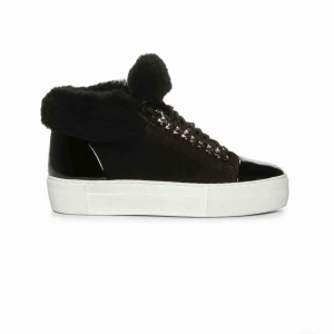  - Jätte snygga skor ifrån märket BILLI BI! Köpta på nilsson shoes och nu pris 1500kr. Använda ett fåtal gånger men inget man tänker på! Mycket bra skick