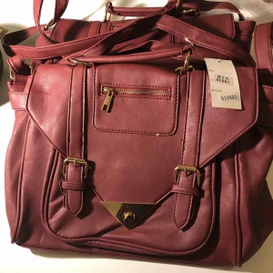  - Aldrig använd!köparen står för frakt