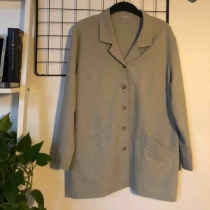  - Vintage oversized kavaj!  Tjejen på bilden är 165 cm lång. 100+frakt eller mötas i Lund!