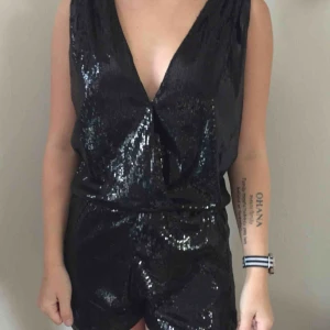  - Jättefin jumpsuit bik stl s