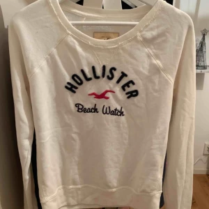  - Tröjan passar båda M och S. Köparen står för frakten. Använd cirka 6 gånger ❤️💞