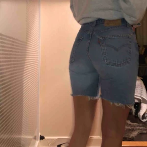  - Vintage Levis shorts 