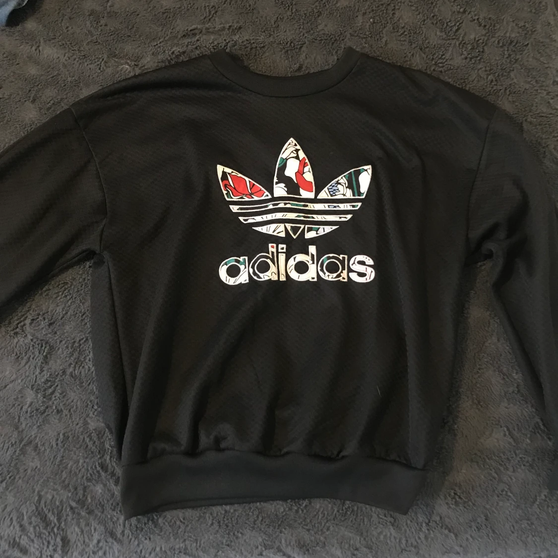 Adidas collegetröja  - 90