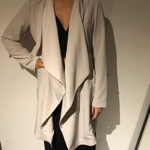 KAPPA - Tunn ”kappa” från Vero Moda!💜 storlek S