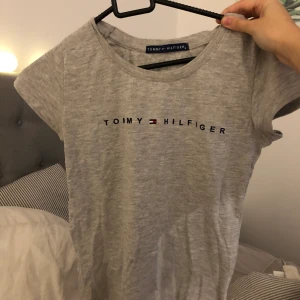 Tommy hilfiger  - Storlek xs. 50 kr + frakt