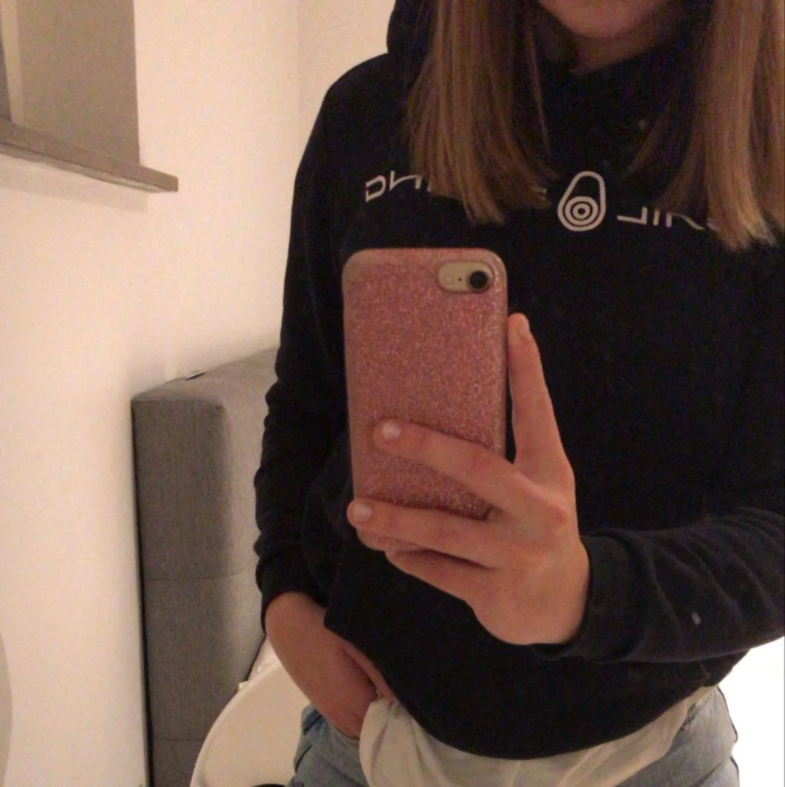 Svart hoodie med tryck - 91