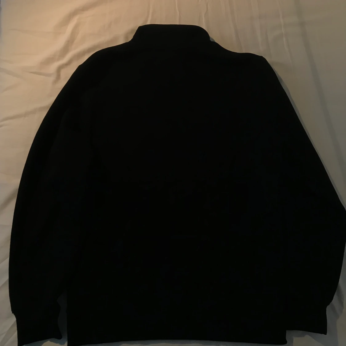 Carhartt black zip up sweater - 90
