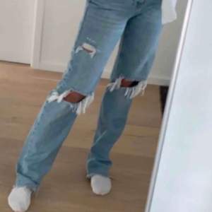 slutsålda jeans från zara, storlek 36, frakt tillkommer på 70kr