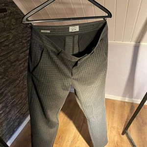 Rutiga ”finbyxor” - Nästan aldrig använda.