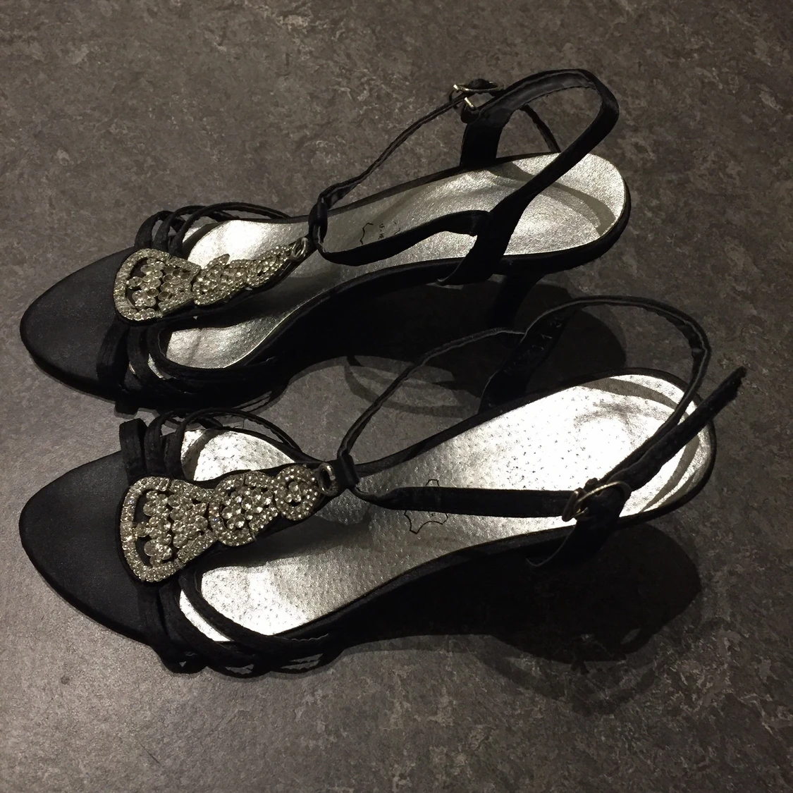 Klackskor med strass - 90