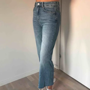  - Snygga jeans ifrån Pimkie, knappt använda. 