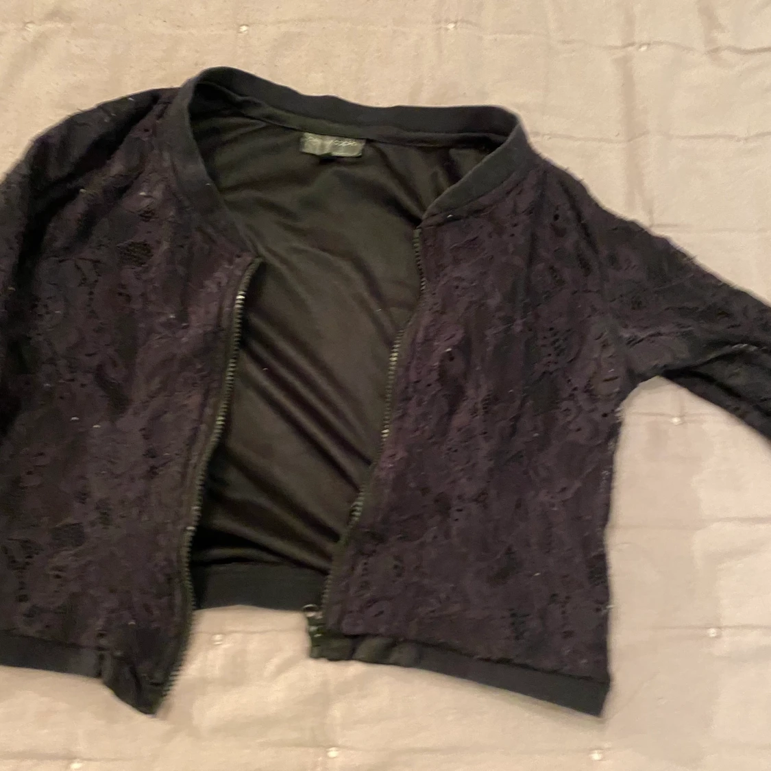 Kort gullig tröja - 90