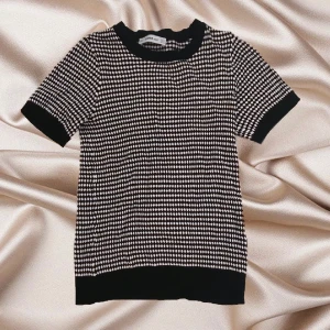 Topp - Mönstrad topp från zara