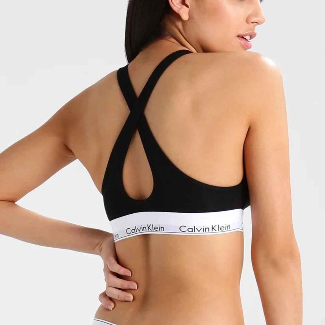 Calvin Klein bh topp - 90