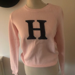 Tommy Hilfiger/ M/ Woman - Bra skick.