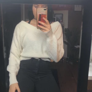 Stickad tröja - Stickad tröja från Gina Tricot