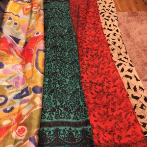 halsdukar - Många vackra exotiska halsdukar