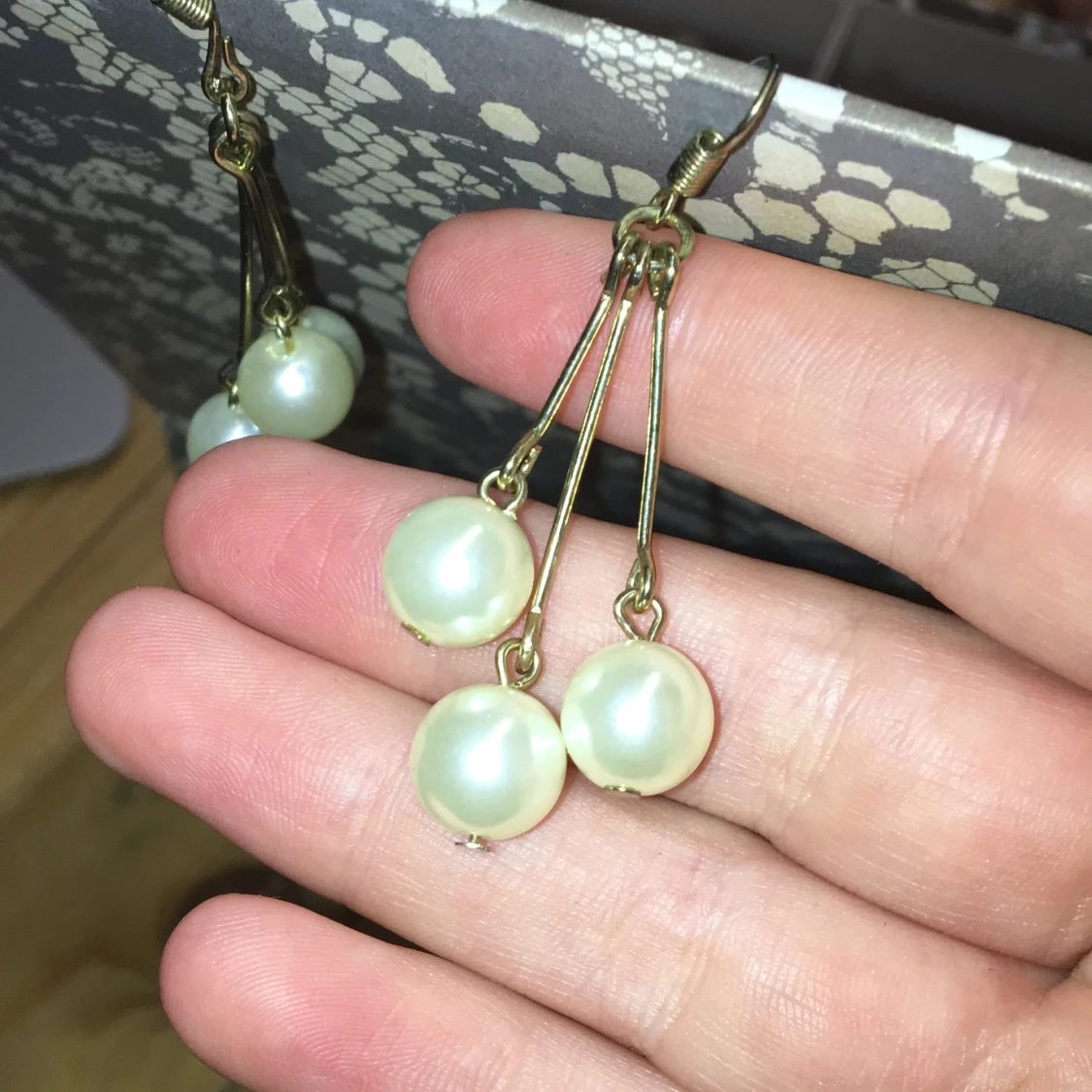 Guldfärgade örhängen  - 90