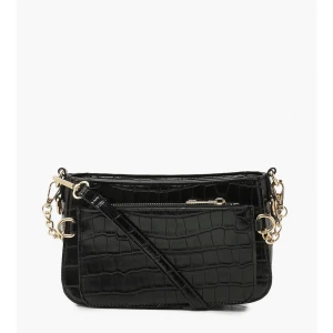 Väska - Säljer denna väska som är beställd från boohoo och aldrig använd. Köpte den för 162kr och säljer den för 120kr 