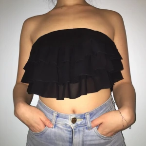  - Topp från BikBok i storlek S, härlig till sommaren 