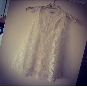  - Oanvänd somrigt spetslinne! 