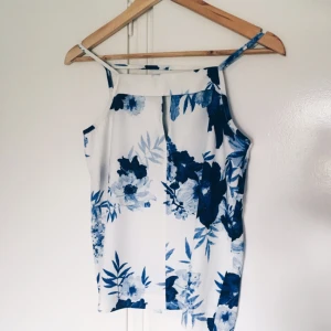  - Kan mötas upp i Skåne (helst Malmö, Lund eller Hässleholm) eller skicka för 30kr!