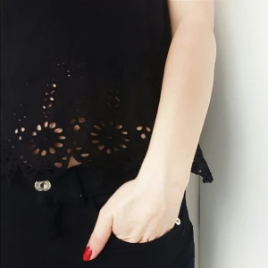  - Oanvänt linne från bikbok
• Ytterst lite använd.
• Fraktar endast under 100:-
• Tar gärna emot betalningar via Swish
• Kontakta mig för fler bilder 🌞