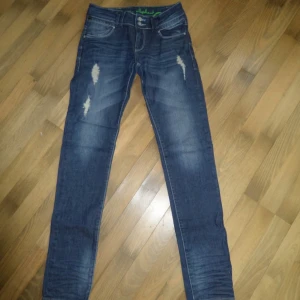  - Som ny, använda 2-3 gånger. Köpta på nätet.