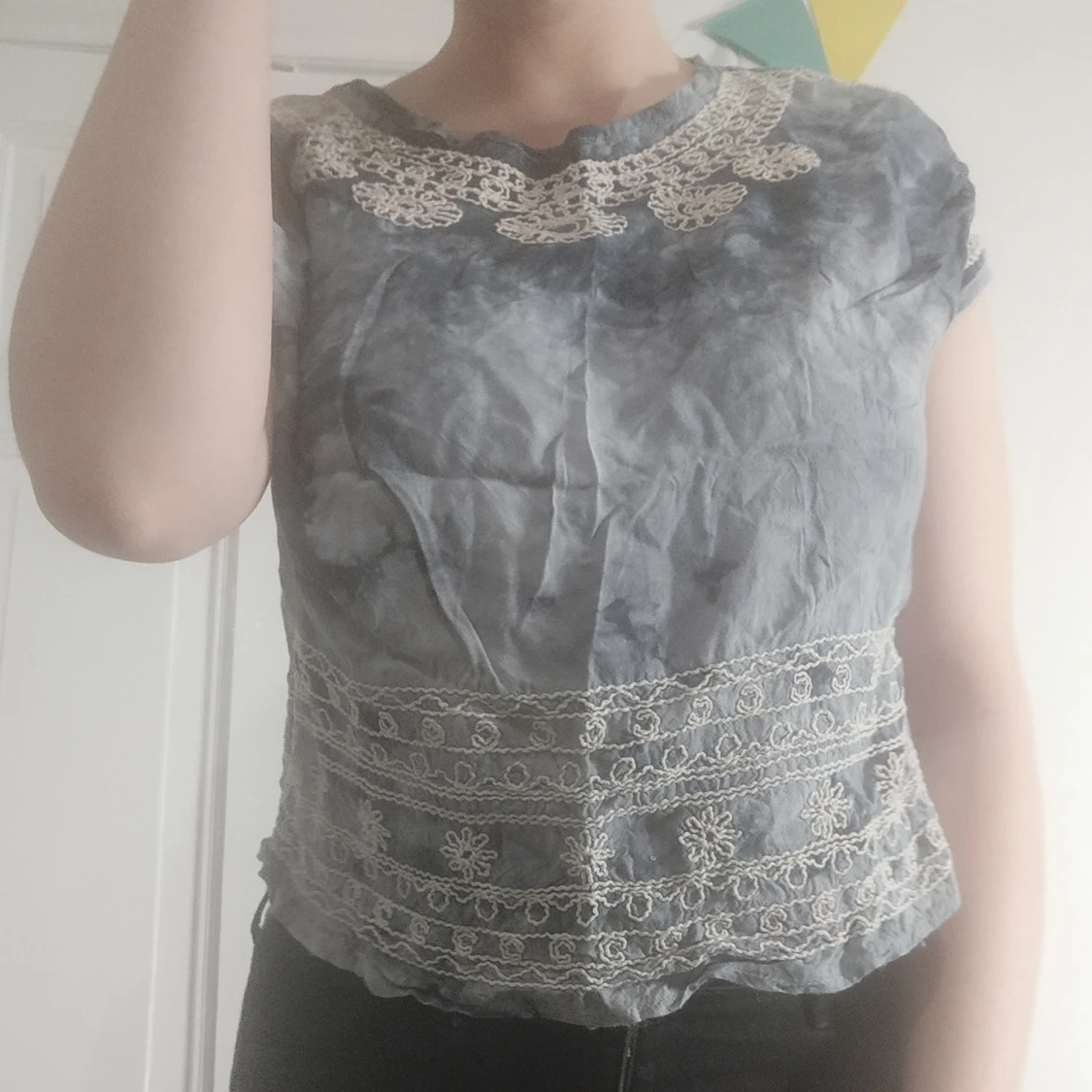 Blå tröja broderi  - 90