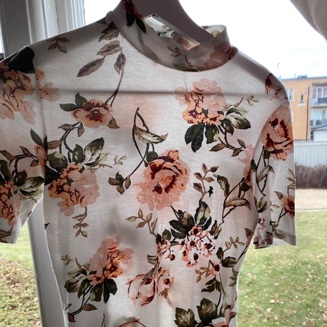 jättesöt blommig tröja 🌸💖🤍 - 91