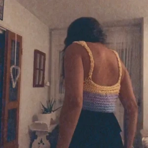 Jag stikar - Virkar olika sorters plagg, vad ni än önskar, studerat mönsterkosturktion så ni ger mej era mått och önskemål till ett plagg och jag stickar åt er. Allt ifrån toppar kjolar bikinis