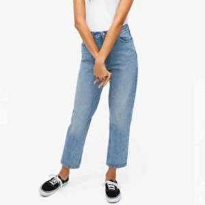  - Monkis Taiki-jeans, Croppade ben, frakt tillkommer 