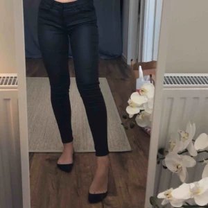  - Fina skinbyxor, as stretchiga och sköna 😘😘använd 4-5 gånger 