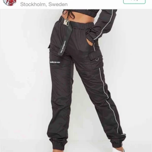  - Byxor från Manière de voir köpta här på plick men alldeles för tighta för mig.