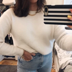 Mysig tröja  - Verkligen supermysig tröja som tyvärr inte kommer till användning längre, storlek S💓✨