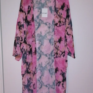 Kimono - Helt oanvänd kimono från Carlings! Frakt ingår i priset