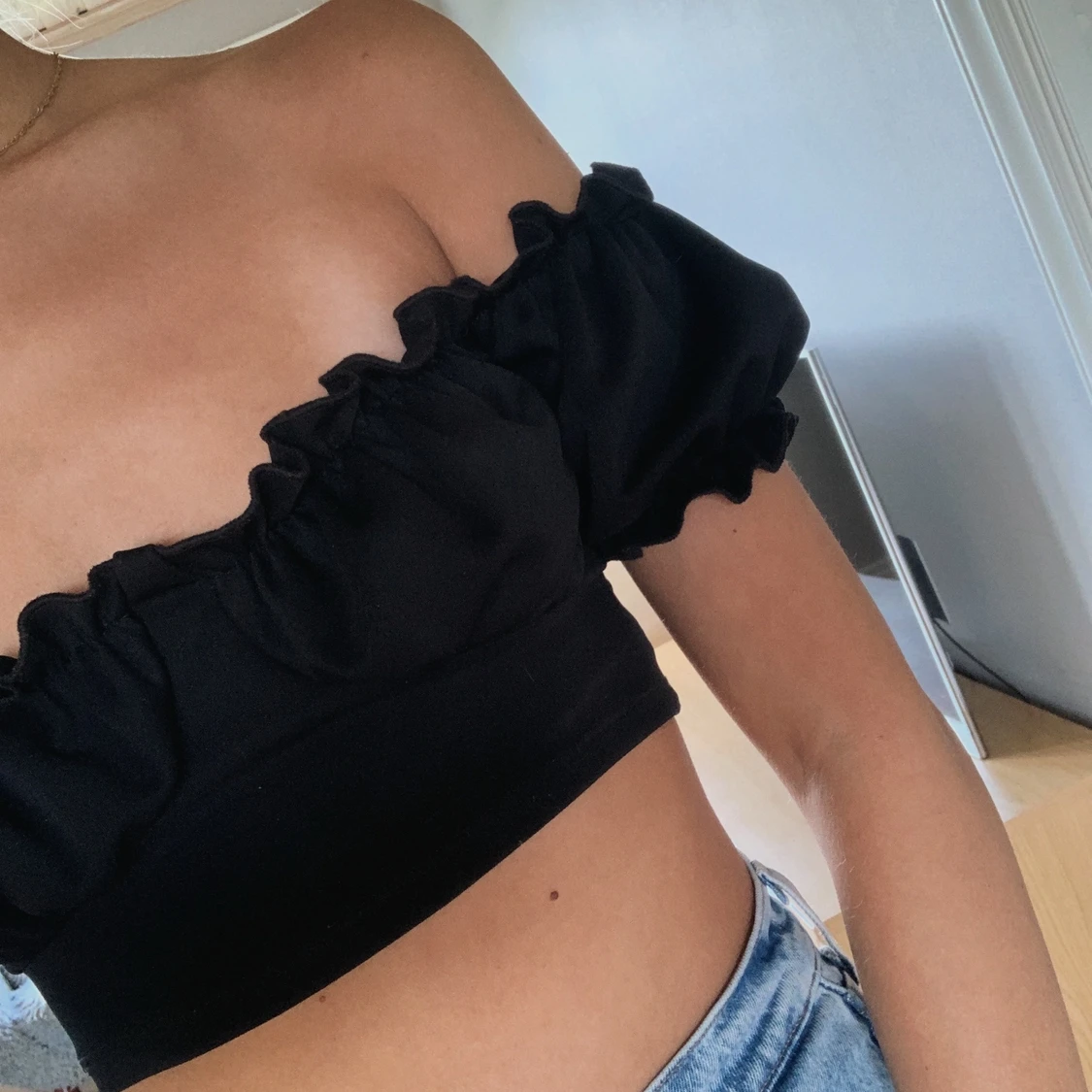 Svart topp från nelly