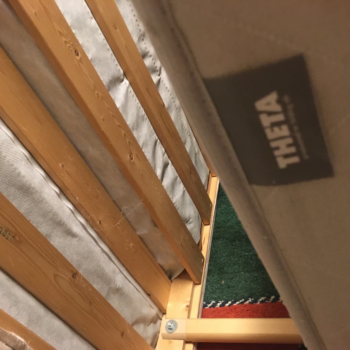 Två sängar bortskänkes 