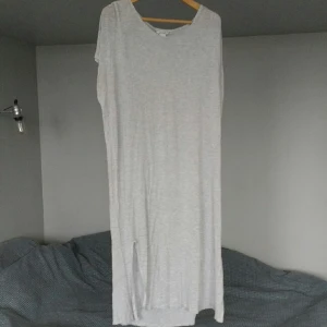  - Klänning från Monki i strl M. Fint skick! Skickas eller avhämtas i Göteborg!