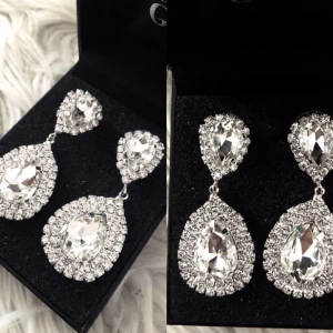  - Säljer nu mina älskade örhängen. Cubic zirconia stenar. 5cmx2cm ungefär lite mindre! 😍