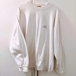 sweatshirt / tjocktröja - Oversize sweatshirt  till softa dagar 🖤