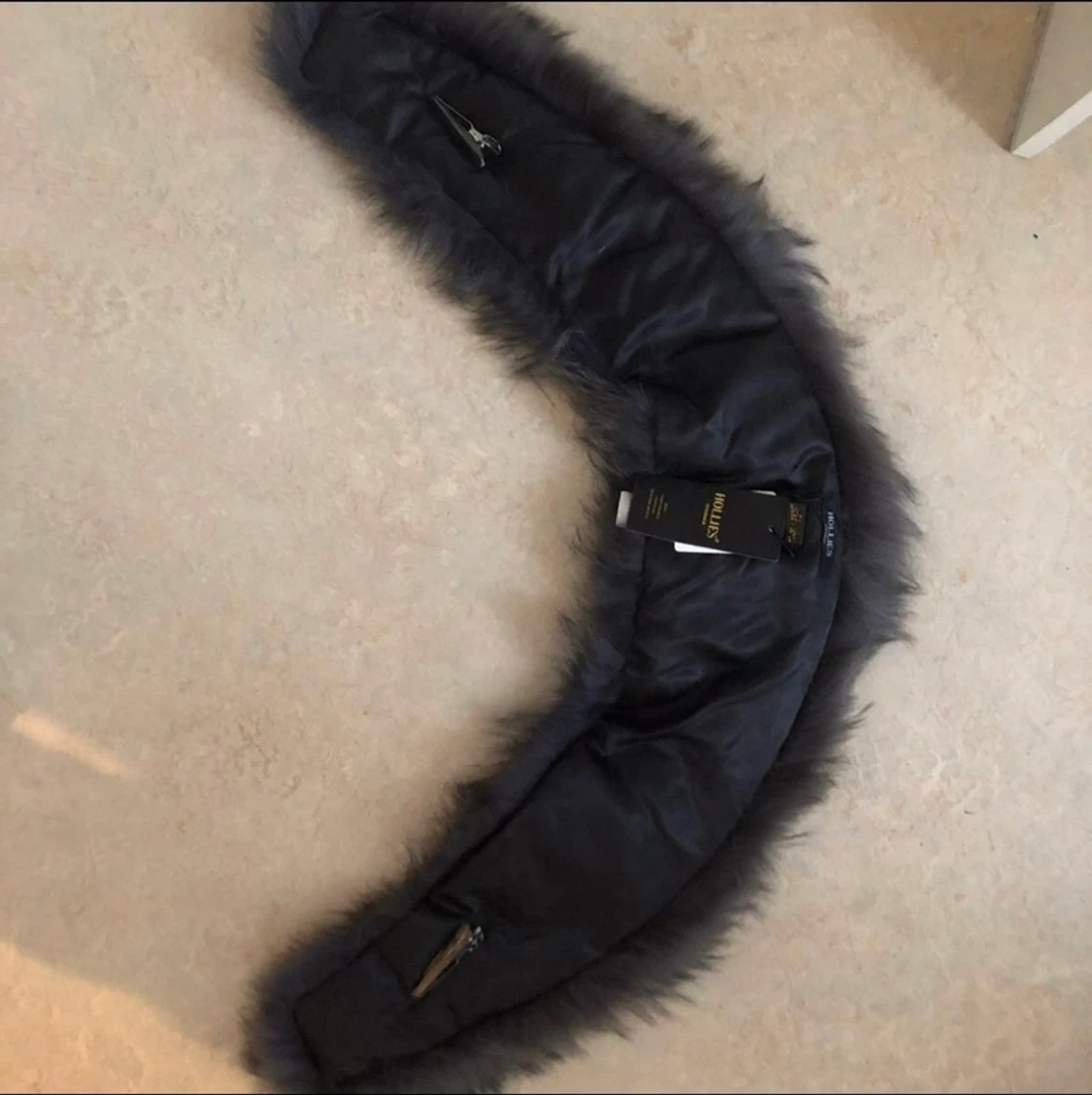 Äkta pälskrage Hollies - 90