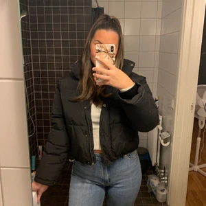 Puffar Jacket NAKD - Puffer jacka från NAKD, storlek 36. knappt använd! 