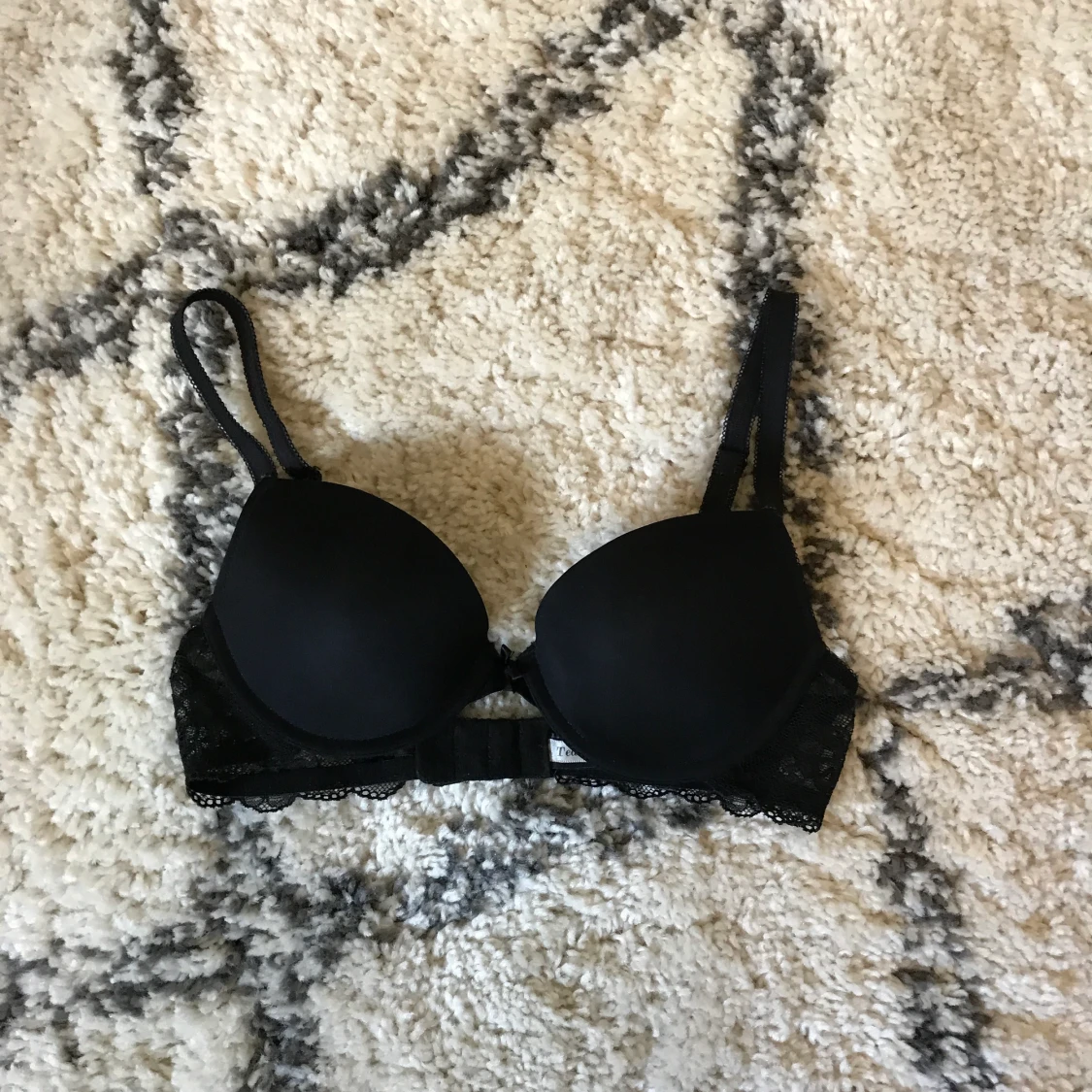 BH Lindex Tease 75A svart