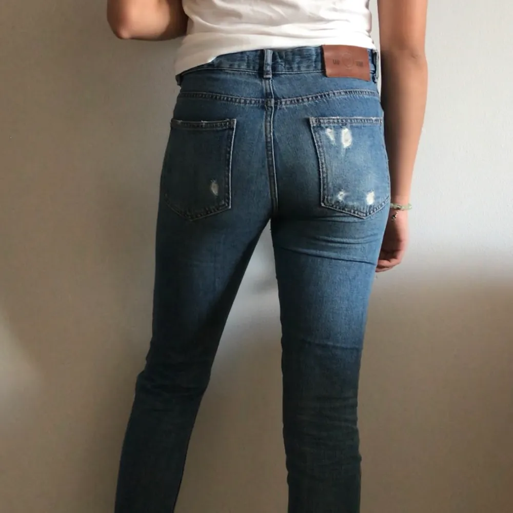 Boyfriend jeans från pull&bear i storleken 34 passar mig med 36. Jeans & Byxor.