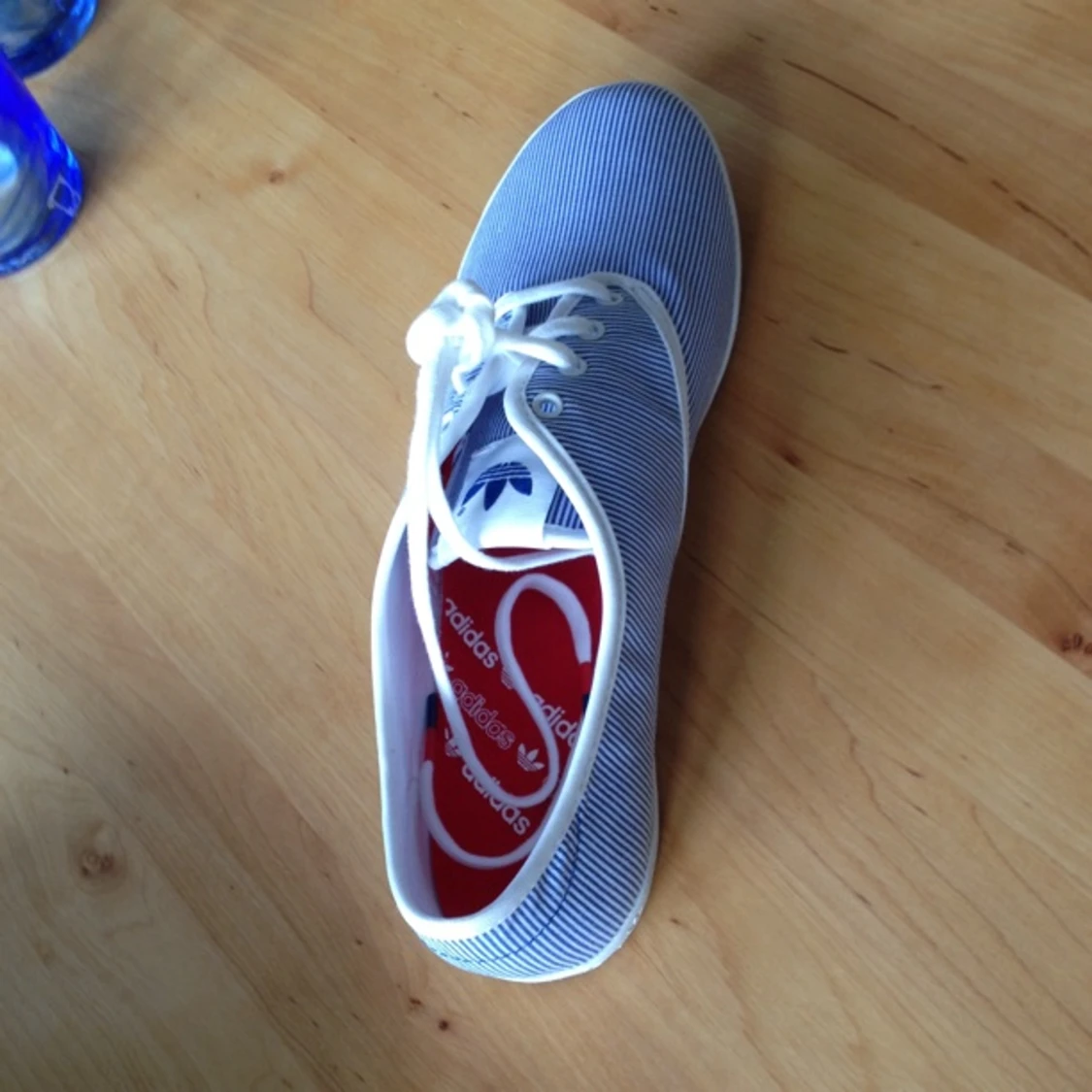 Snygga, Helt oanvända adidas skor! Orginalpris 500!! 